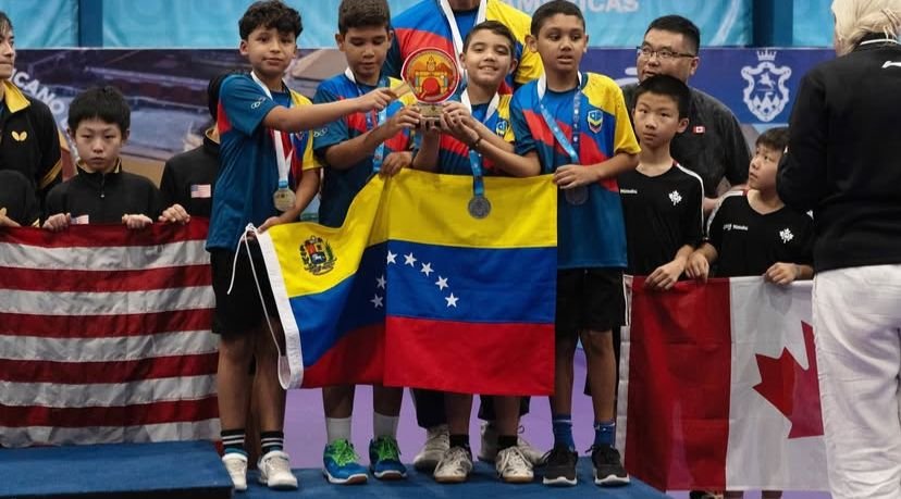 ¡Venezuela en el podio! El talento Sub-11 de tenis de mesa se viste de bronce en Guatemala