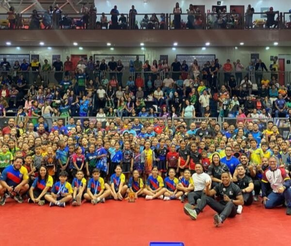 Jóvenes atletas dominan el Festival Nacional de Tenis de Mesa