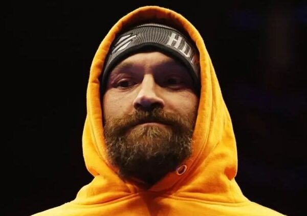 ¡El «Gypsy King» Vuelve! Tyson Fury confirma su regreso al boxeo