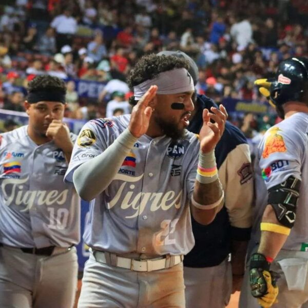 Arranca la Fiesta del Béisbol con Tigres de Aragua logrando la victoria sobre un Cardenales que inicia con el pie izquierdo