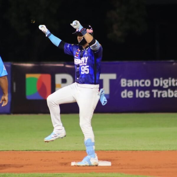 Tigres de Aragua conserva su invicto a expensas de Caribes de Anzoátegui en el disputado juego en Maracay.