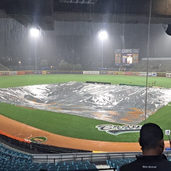 Juego Detenido en Margarita por lluvia