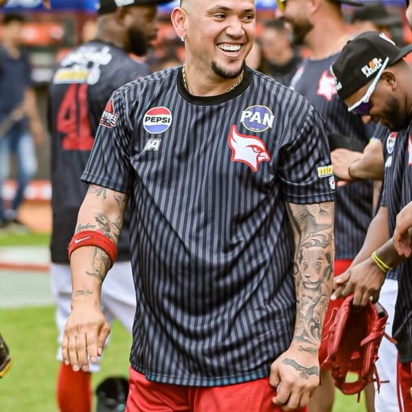 LOS CREPUSCULARES SE ENFRENTAN A LOS TURCOS