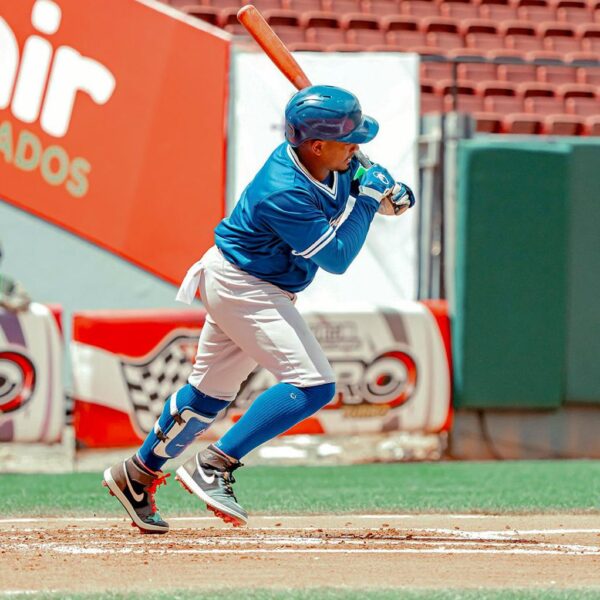 Leyba lidera victoria del Licey sobre Gigantes en pretemporada