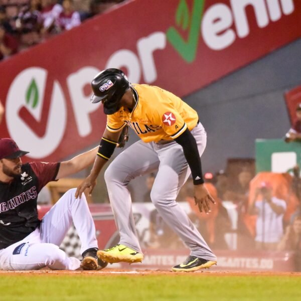 Las Águilas mantienen su dominio y derrotan 5-2 a los Gigantes