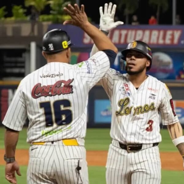 Los leones del Caracas dejan en el terreno a Bravos de Margarita