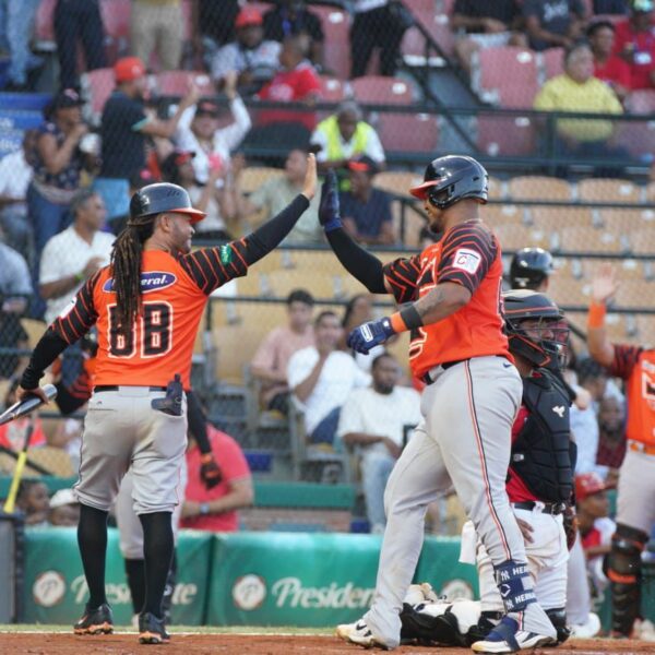 Toros se imponen a los Leones