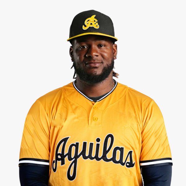 Águilas Cibaeñas refuerzan su cuerpo monticular con la firma del veterano Lisalverto Bonilla
