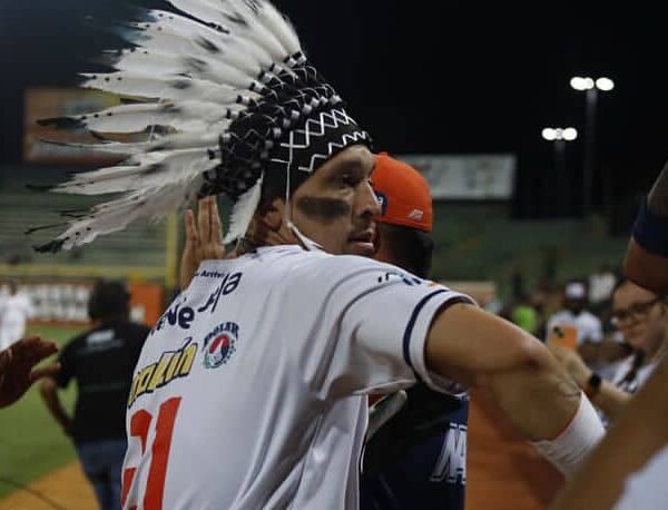 «Los Escualos» no aguantaron las 14 lanzas de «La Tribu Oriental»