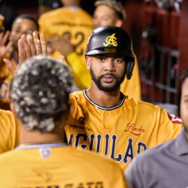 Águilas se imponen 6-1 a los Gigantes con ofensiva de 13 imparables