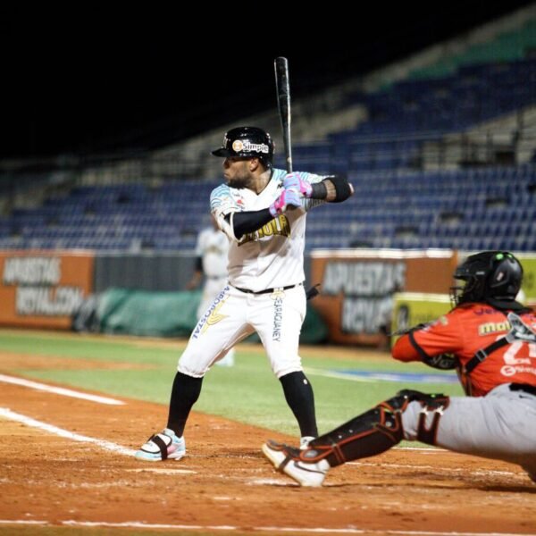 Águilas y Bravos chocan nuevamente en La Isla.