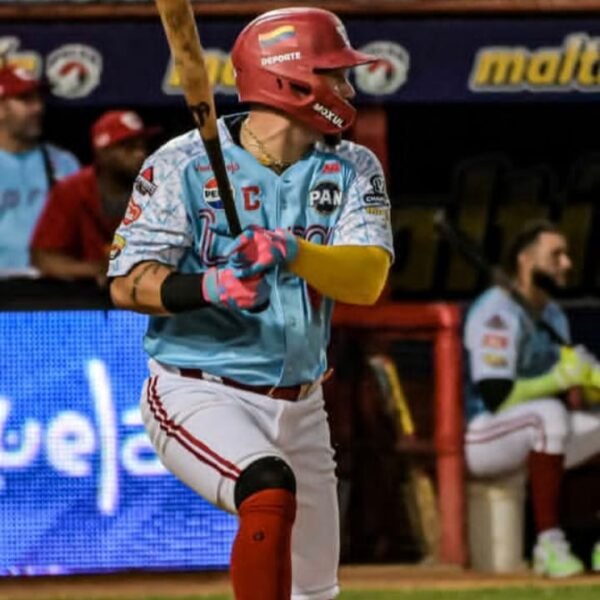 Drama hasta el final: Leones del Caracas escapan con victoria 7-6 en Barquisimeto ante unos combativos Cardenales