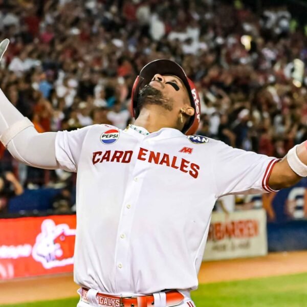 Cardenales toma la cima y los Leones del Caracas son el primer equipo eliminado