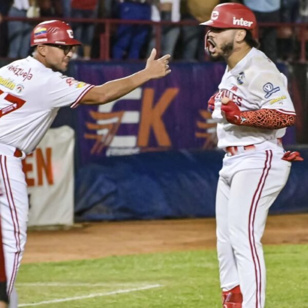 Piñango sentencia en el décimo para darle la victoria a Cardenales 6-5 contra Caribes en el arranque del Round Robin