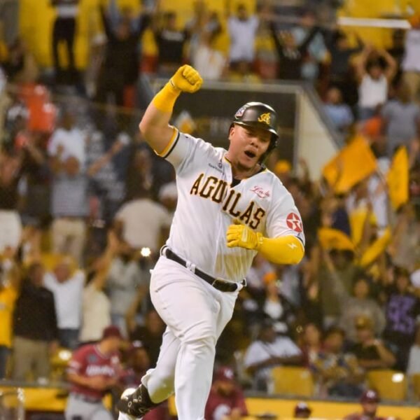 Julio Rodríguez enciende el Cibao y Águilas deja tendidos a los Gigantes