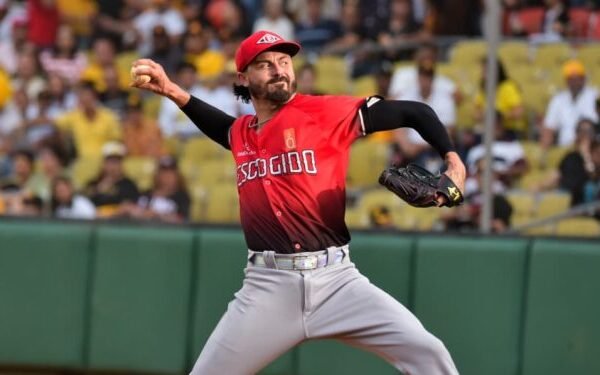 Escogido se impone en Santiago y derrota 5-2 a las Águilas en el Todos contra Todos